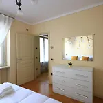Da Meggy Lägenhet Stresa